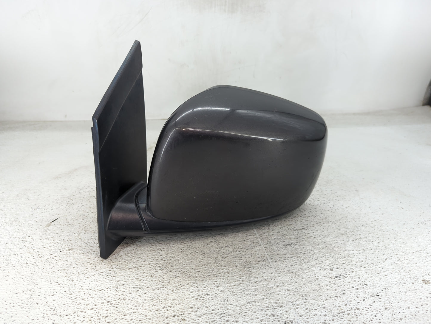 2017 Dodge Caravan Driver Side View Mirror - Left Door Mirror OEM Used - Oemusedautoparts1.com