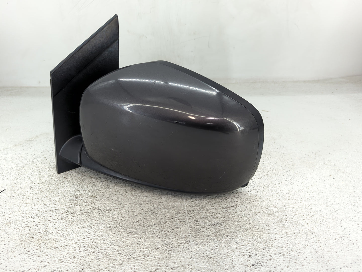 2017 Dodge Caravan Driver Side View Mirror - Left Door Mirror OEM Used - Oemusedautoparts1.com