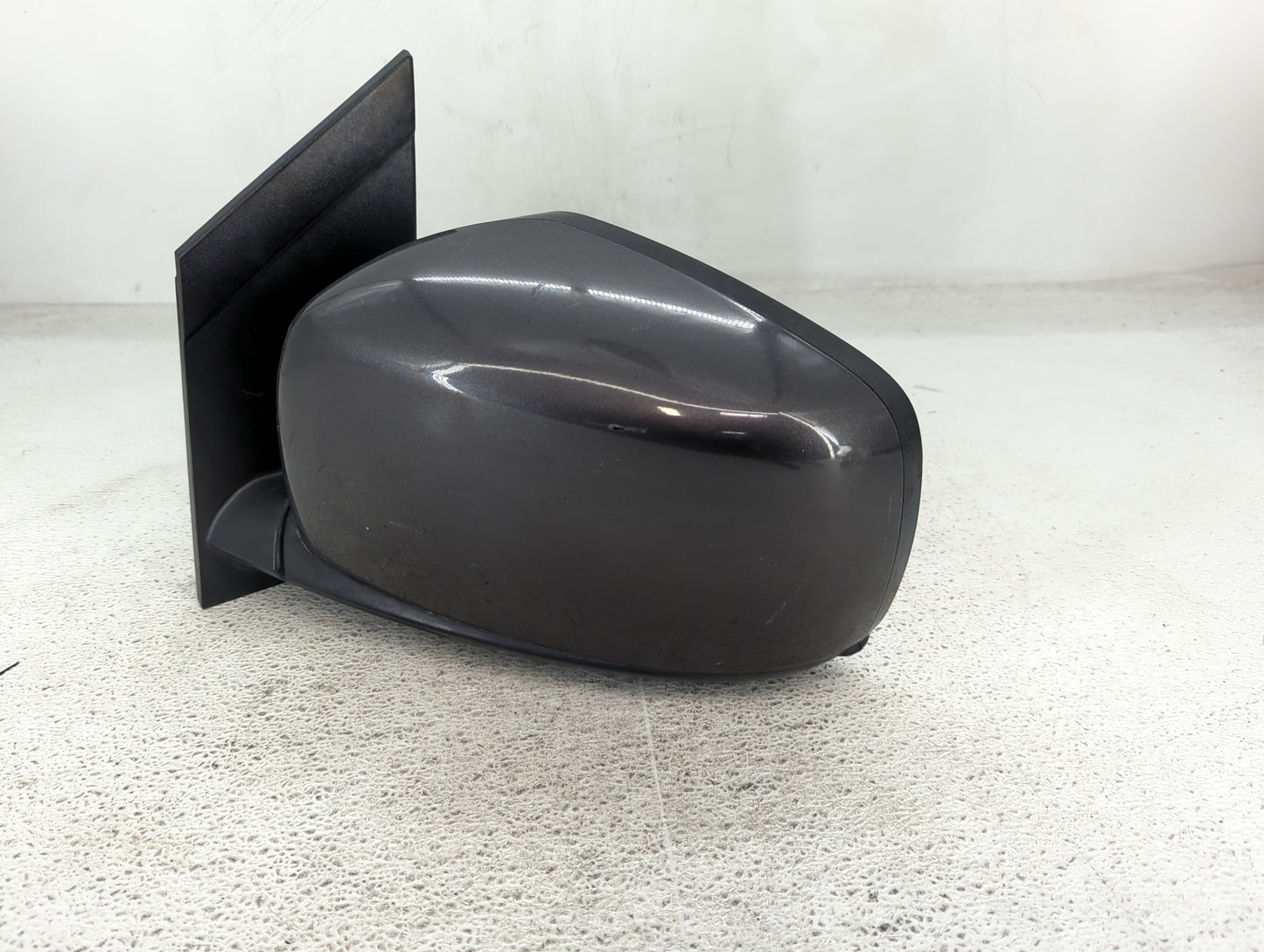 2017 Dodge Caravan Driver Side View Mirror - Left Door Mirror OEM Used - Oemusedautoparts1.com