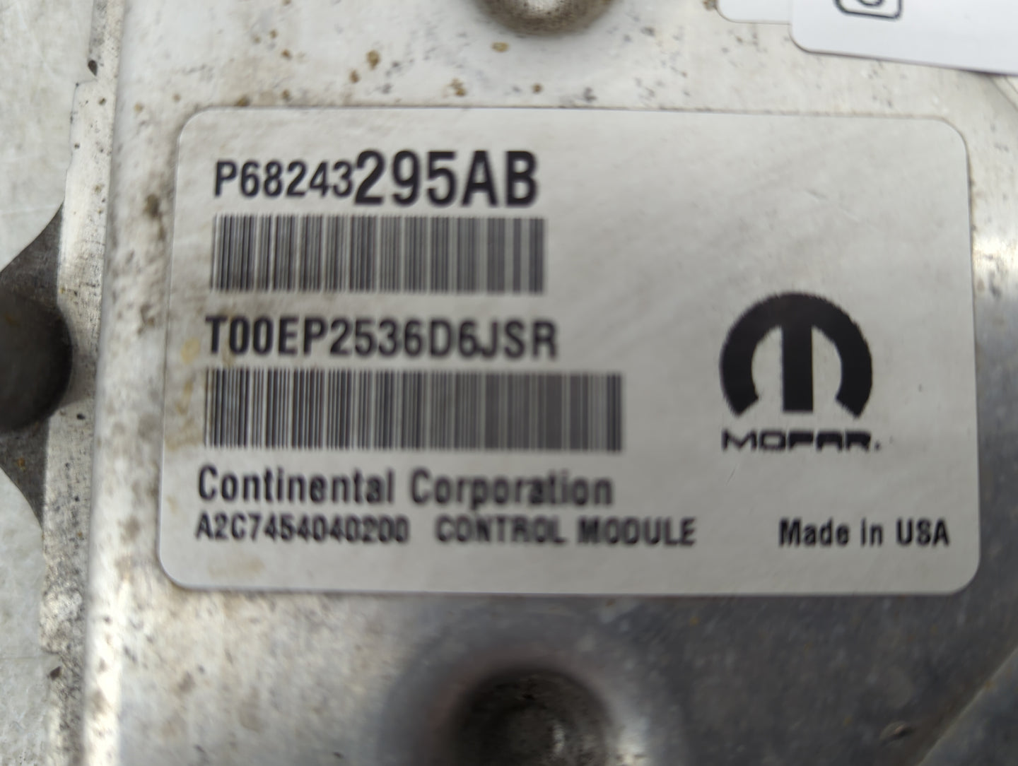 2017 Dodge Caravan PCM Engine Control Computer ECU ECM PCU OEM P/N:P68243295AB A2C7454040200 Fits Fits 2016 2018 2019 2020 O