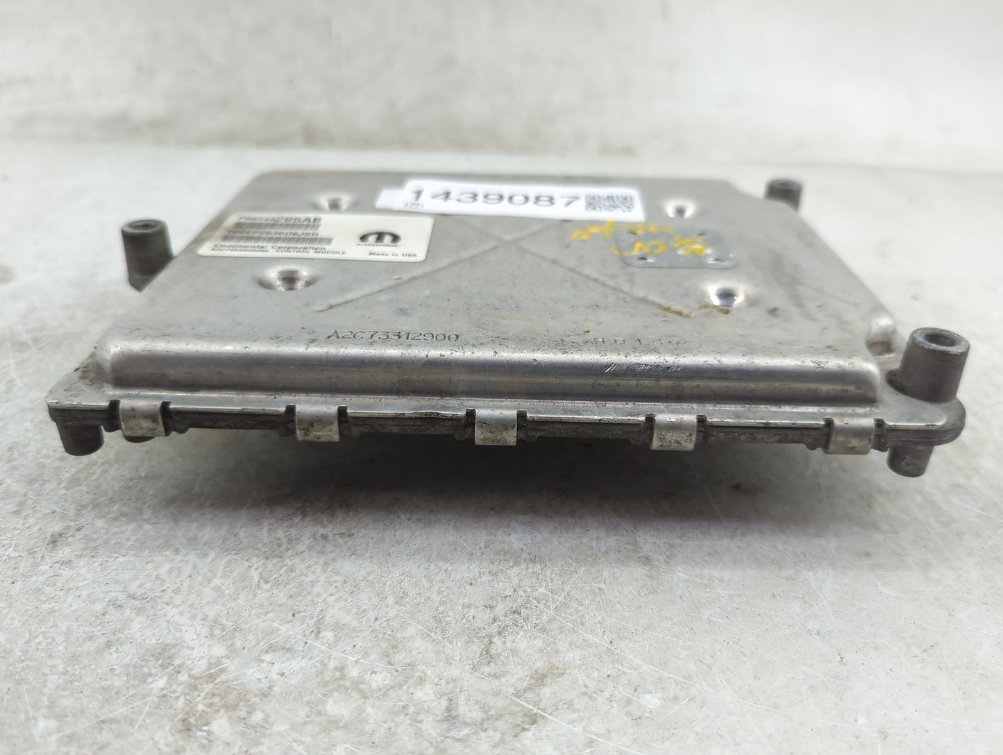 2017 Dodge Caravan PCM Engine Control Computer ECU ECM PCU OEM P/N:P68243295AB A2C7454040200 Fits Fits 2016 2018 2019 2020 O