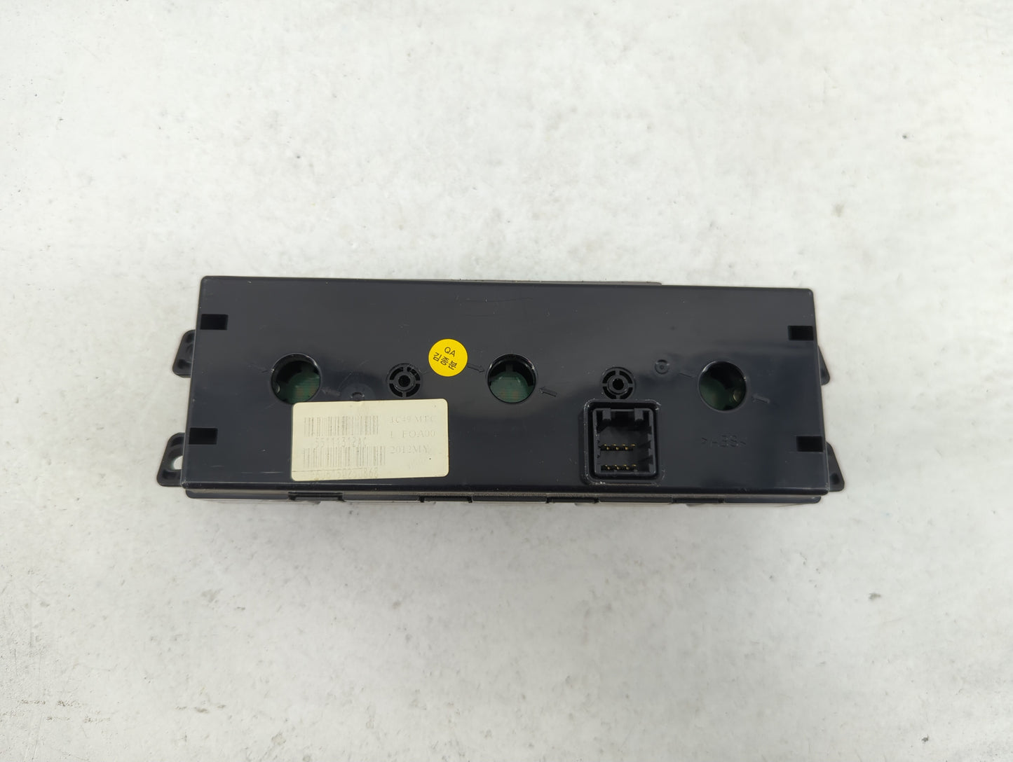 2017 Dodge Caravan Climate Control Module Temperature AC/Heater Replacement P/N:55111312AC Fits OEM Used Auto Parts - Oemuse