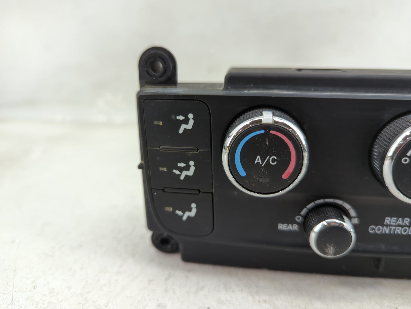 2017 Dodge Caravan Climate Control Module Temperature AC/Heater Replacement P/N:P55111240AJ Fits OEM Used Auto Parts - Oemus