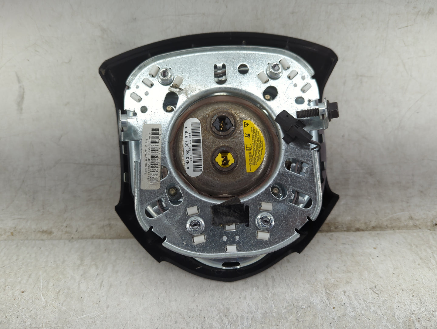 Dodge Caravan Air Bag Driver Left Steering Wheel Mounted 1459035 - Oemusedautoparts1.com
