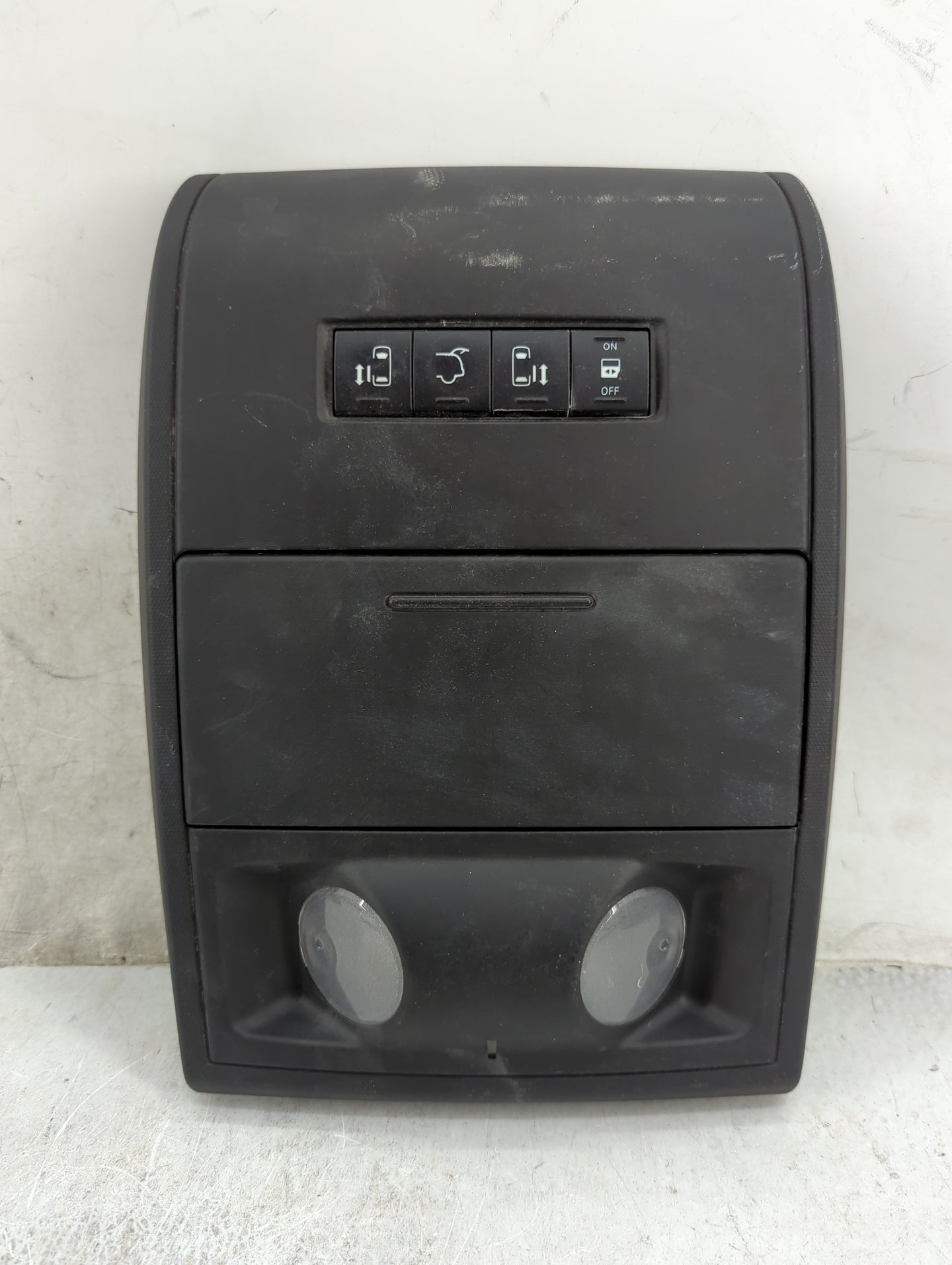 2017 Dodge Caravan Overhead Roof Console 1465775 - Oemusedautoparts1.com