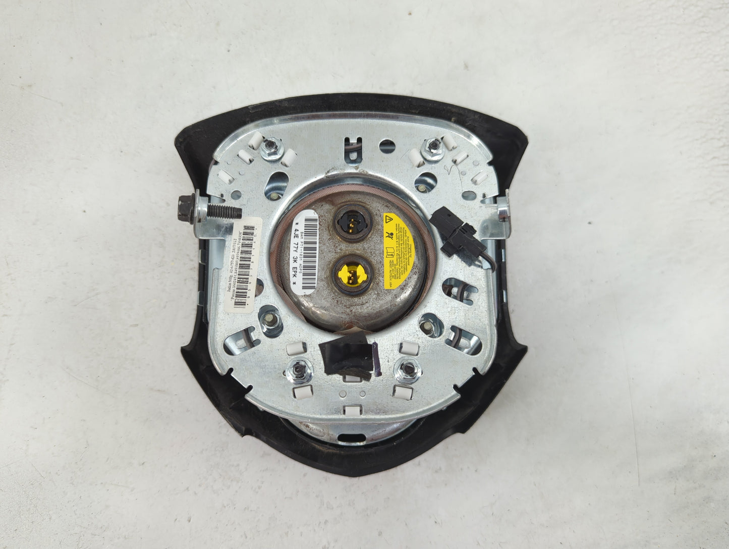 Dodge Caravan Air Bag Driver Left Steering Wheel Mounted 1466095 - Oemusedautoparts1.com