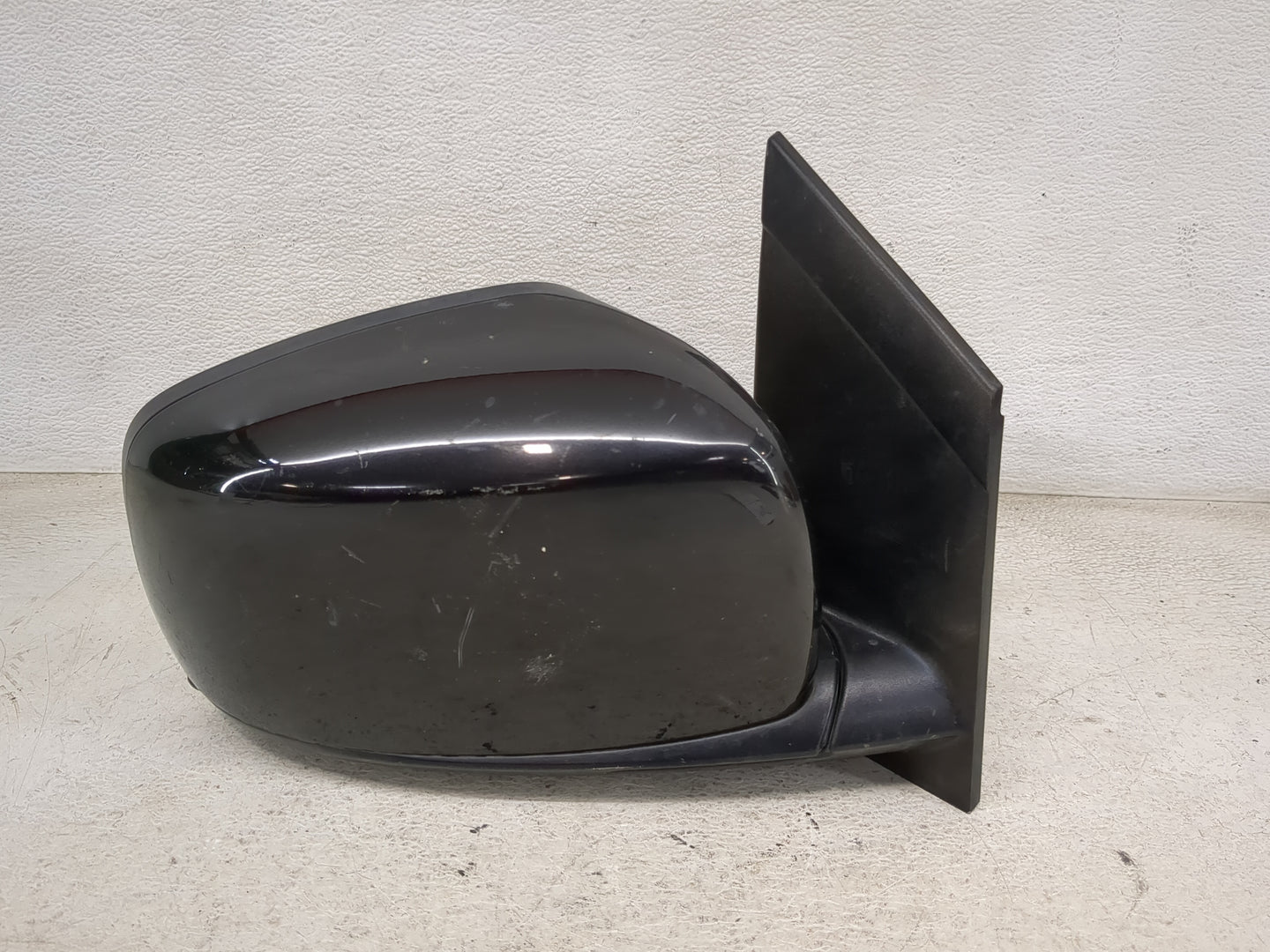 2017 Dodge Caravan Passenger Side View Mirror - Right Door Mirror OEM Used - Oemusedautoparts1.com