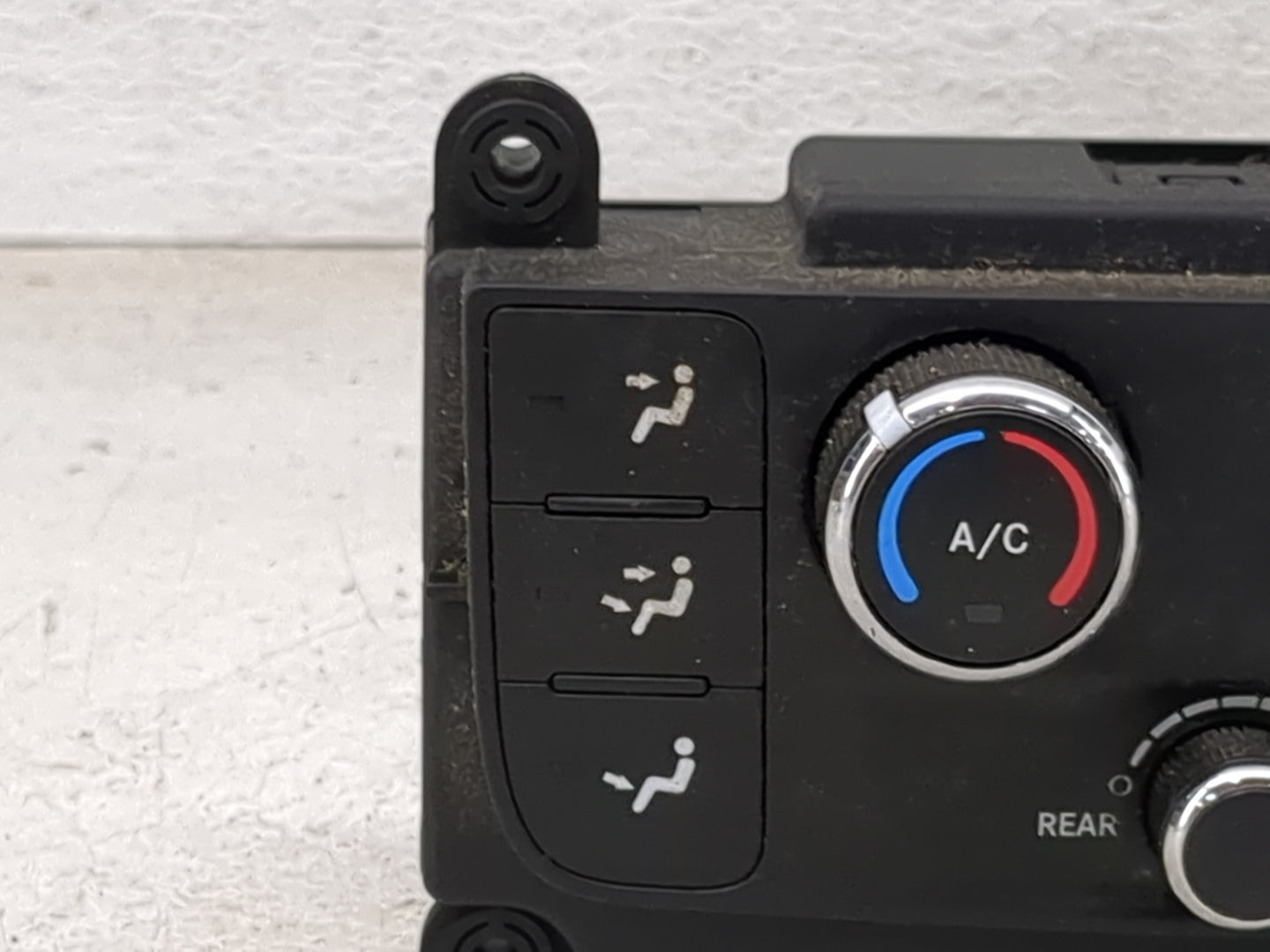 2017 Dodge Caravan Climate Control Module Temperature AC/Heater Replacement P/N:P55111240AJ Fits OEM Used Auto Parts - Oemus