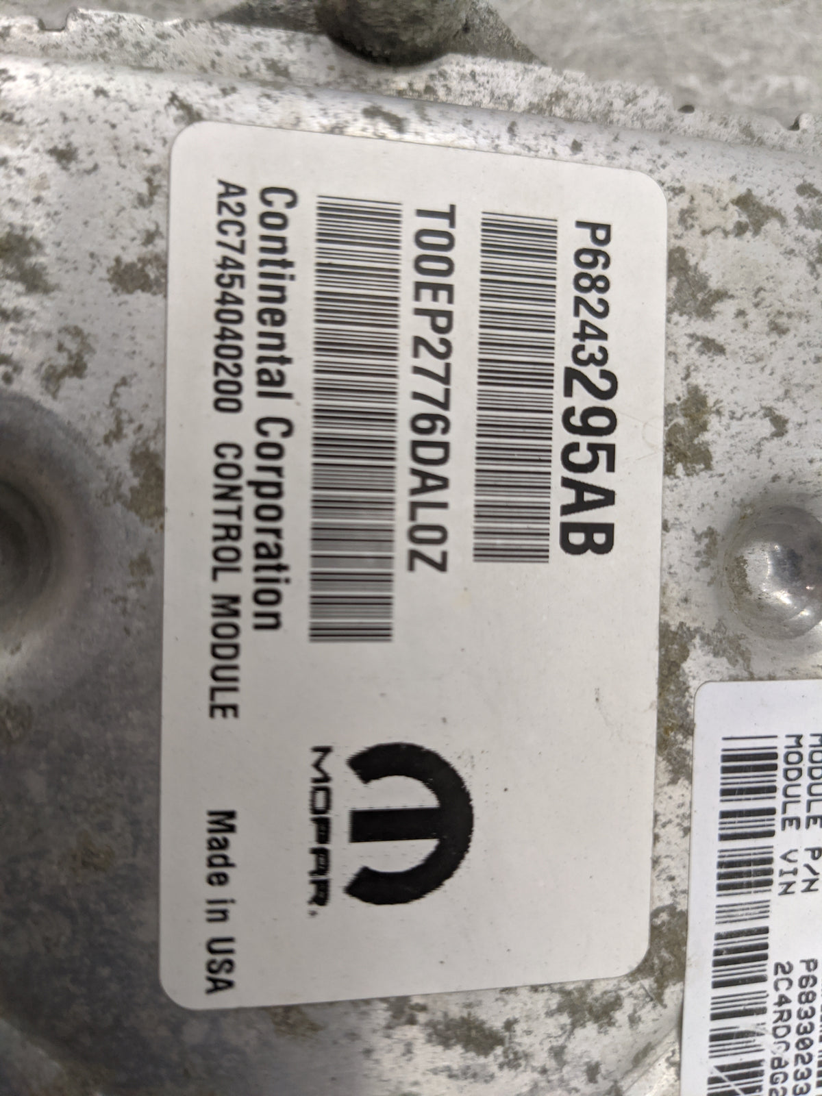 2017 Dodge Caravan PCM Engine Control Computer ECU ECM PCU OEM P/N:P68243295AB T00EP2776DAL0Z Fits 2016 2018 2019 2020 OEM U