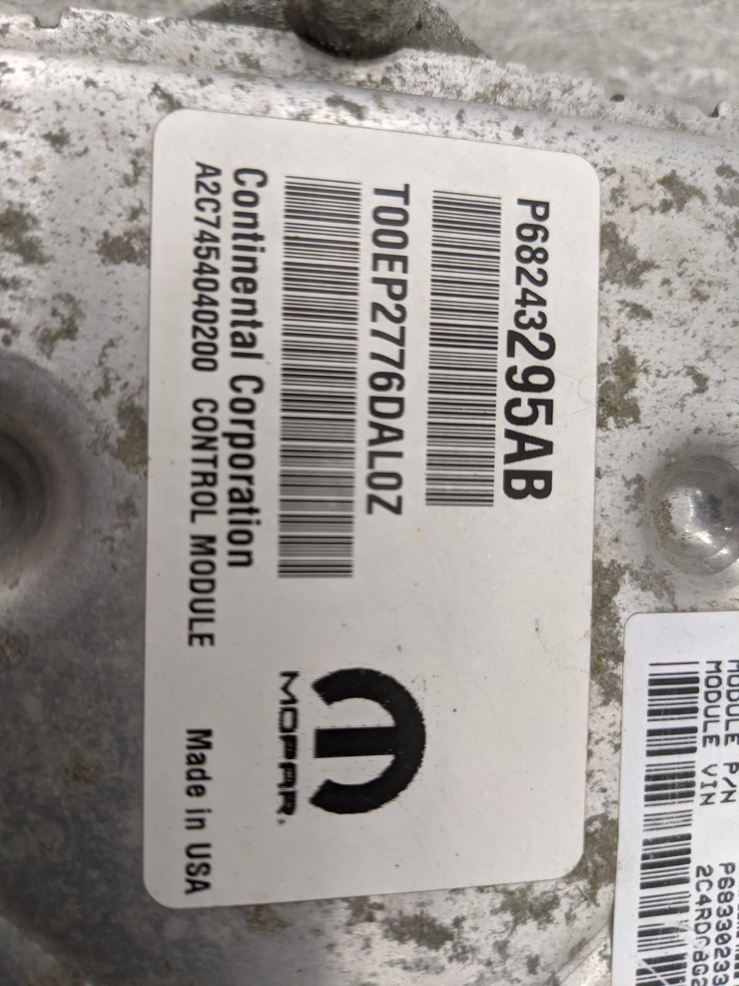 2017 Dodge Caravan PCM Engine Control Computer ECU ECM PCU OEM P/N:P68243295AB T00EP2776DAL0Z Fits Fits 2016 2018 2019 2020 