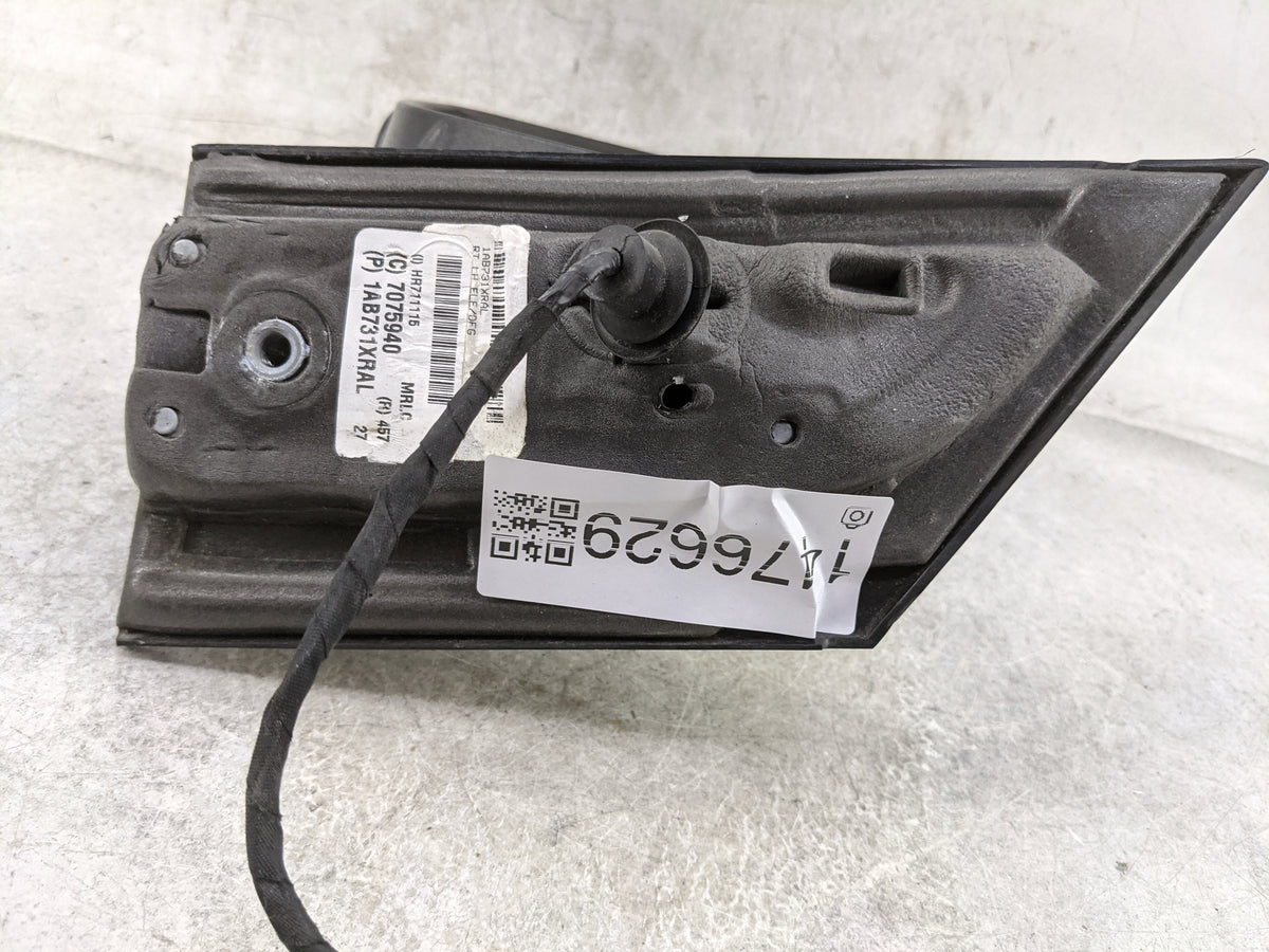 2017 Dodge Caravan Driver Side View Mirror - Left Door Mirror OEM Used - Oemusedautoparts1.com
