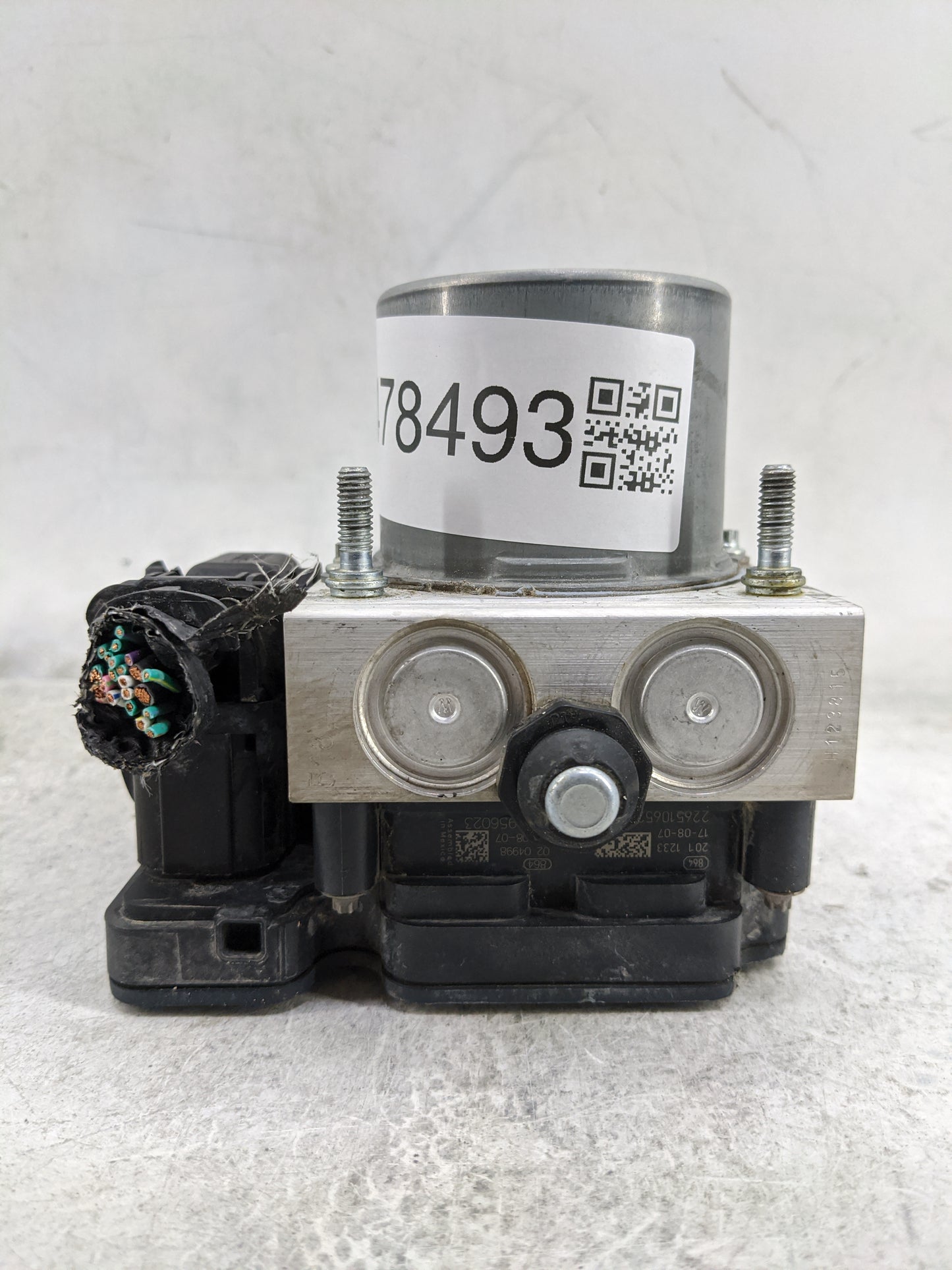 2017 Dodge Caravan ABS Pump Control Module Replacement P/N:P68183803AD TYA219724998 Fits Fits 2015 2016 2018 2019 2020 OEM U
