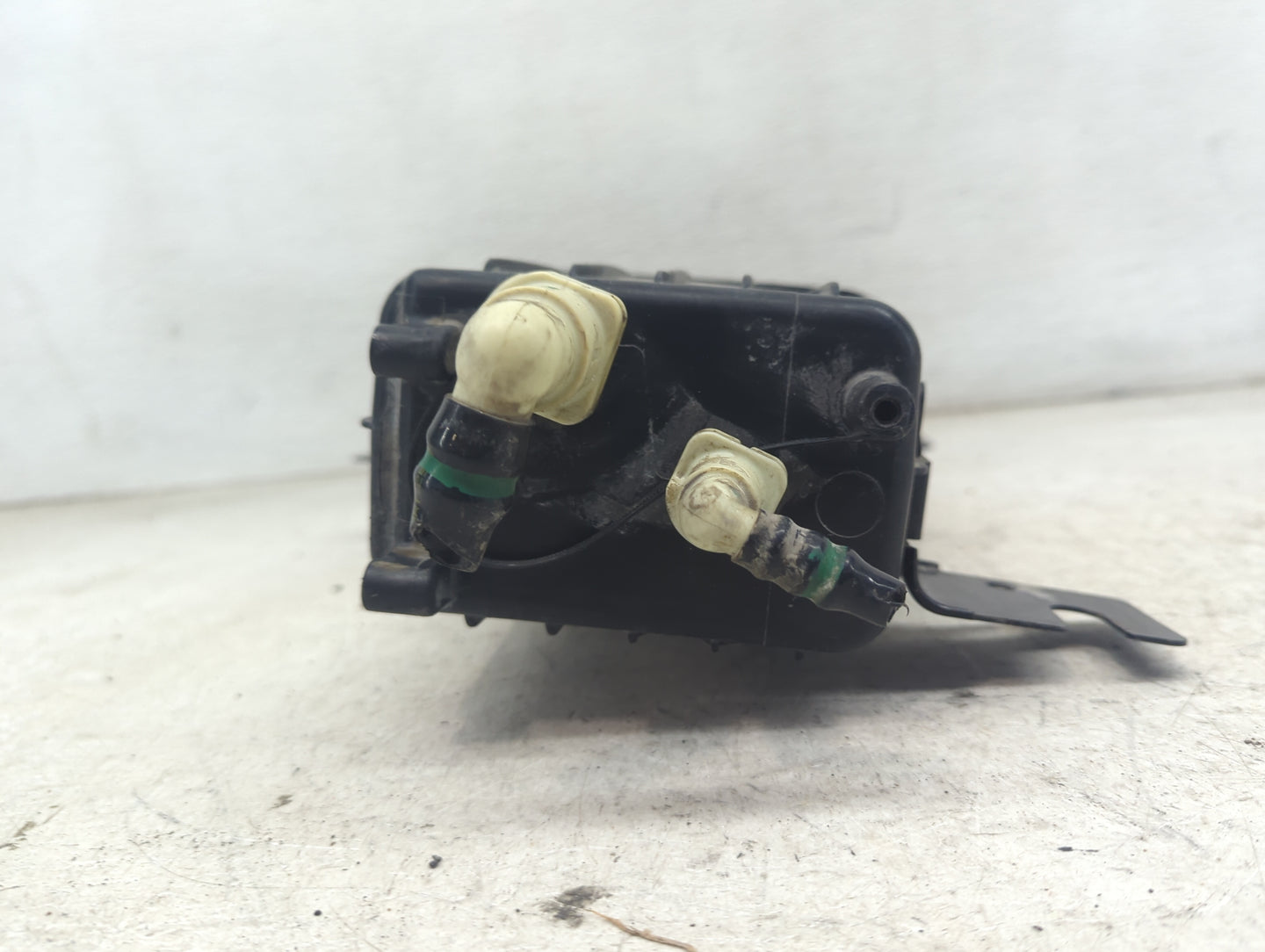 2017 Dodge Caravan Fuel Vapor Charcoal Canister 1479432 - Oemusedautoparts1.com
