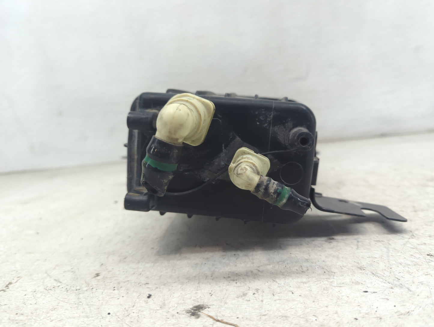 2017 Dodge Caravan Fuel Vapor Charcoal Canister 1479432 - Oemusedautoparts1.com