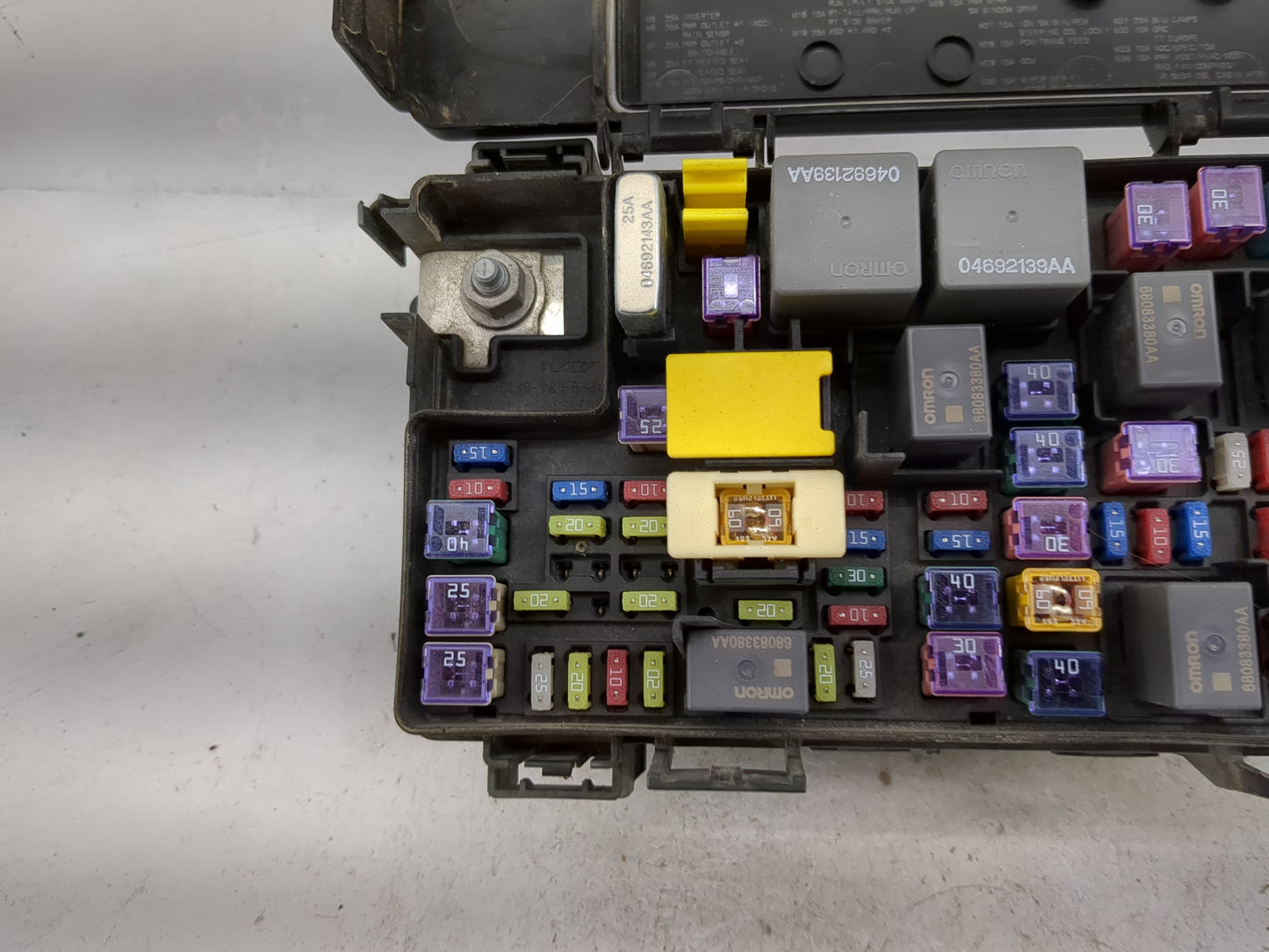 2017 Dodge Caravan Fusebox Fuse Box Relay Module Tipm - Oemusedautoparts1.com