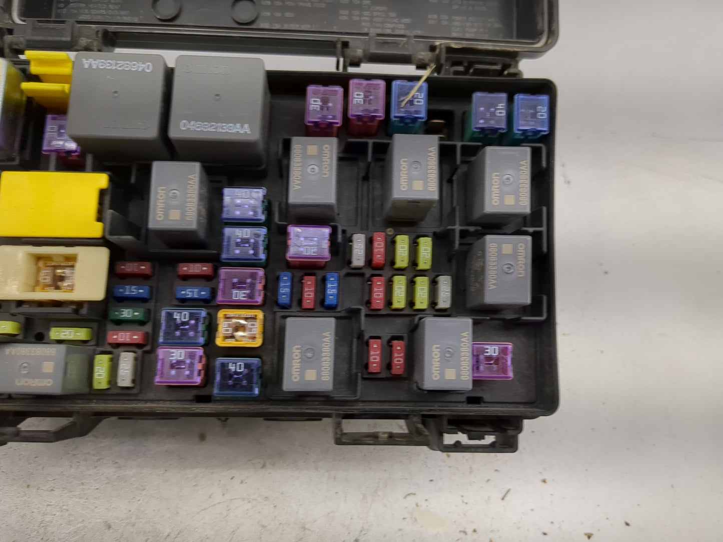 2017 Dodge Caravan Fusebox Fuse Box Relay Module Tipm - Oemusedautoparts1.com