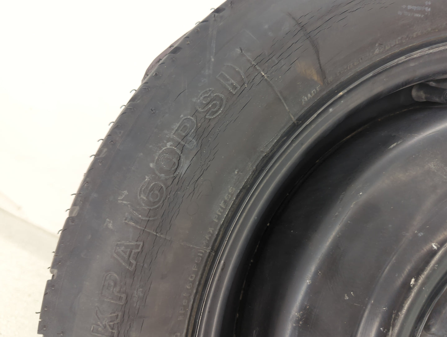 Dodge Caravan Spare Donut Tire Wheel Rim Oem 1486928 - Oemusedautoparts1.com
