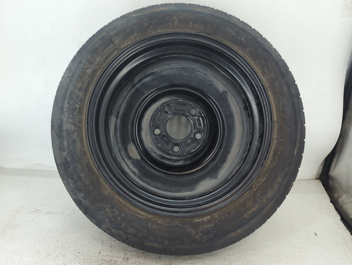 Dodge Caravan Spare Donut Tire Wheel Rim Oem 1486928 - Oemusedautoparts1.com