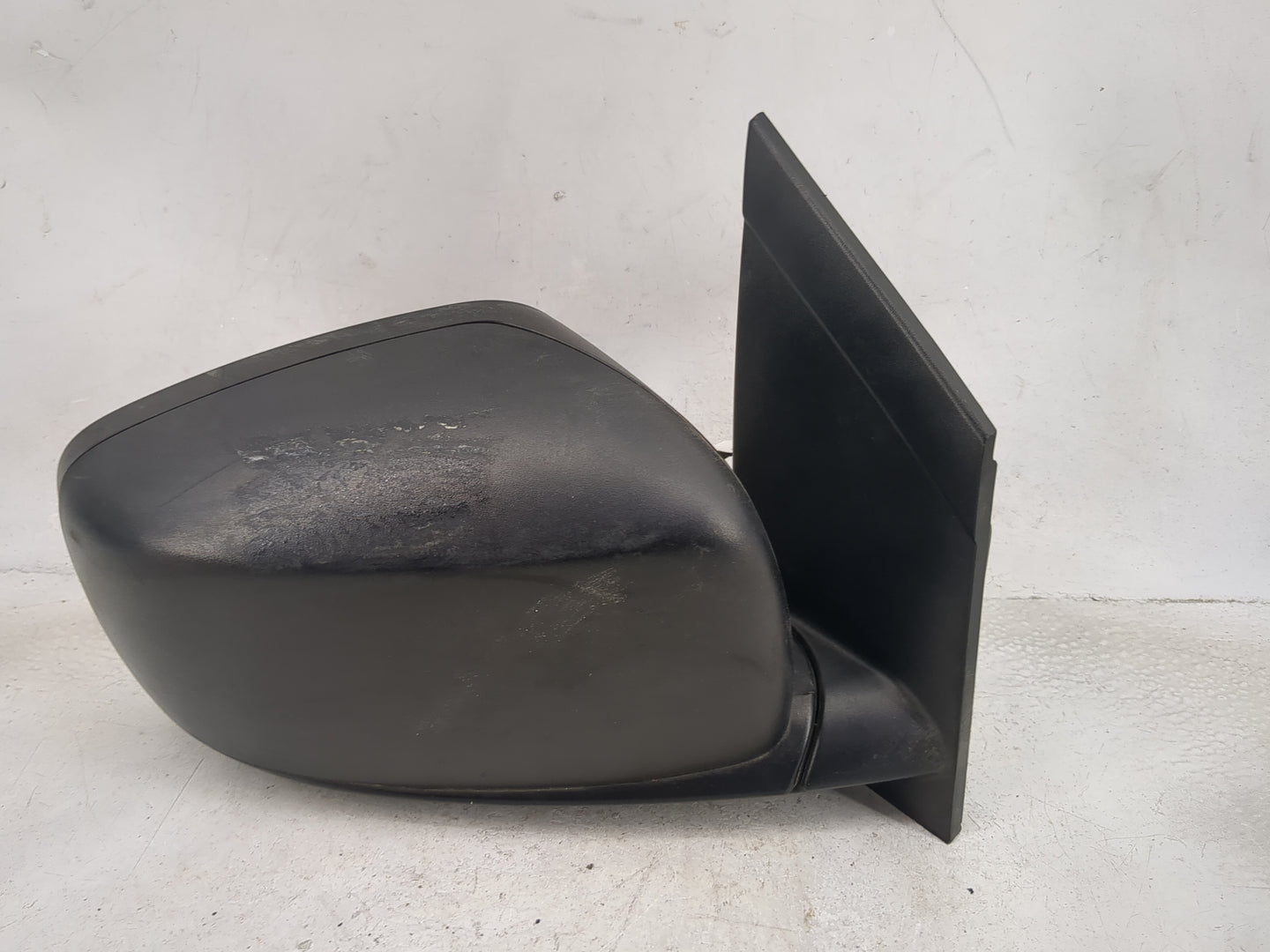 2017 Dodge Caravan Passenger Side View Mirror - Right Door Mirror OEM Used - Oemusedautoparts1.com