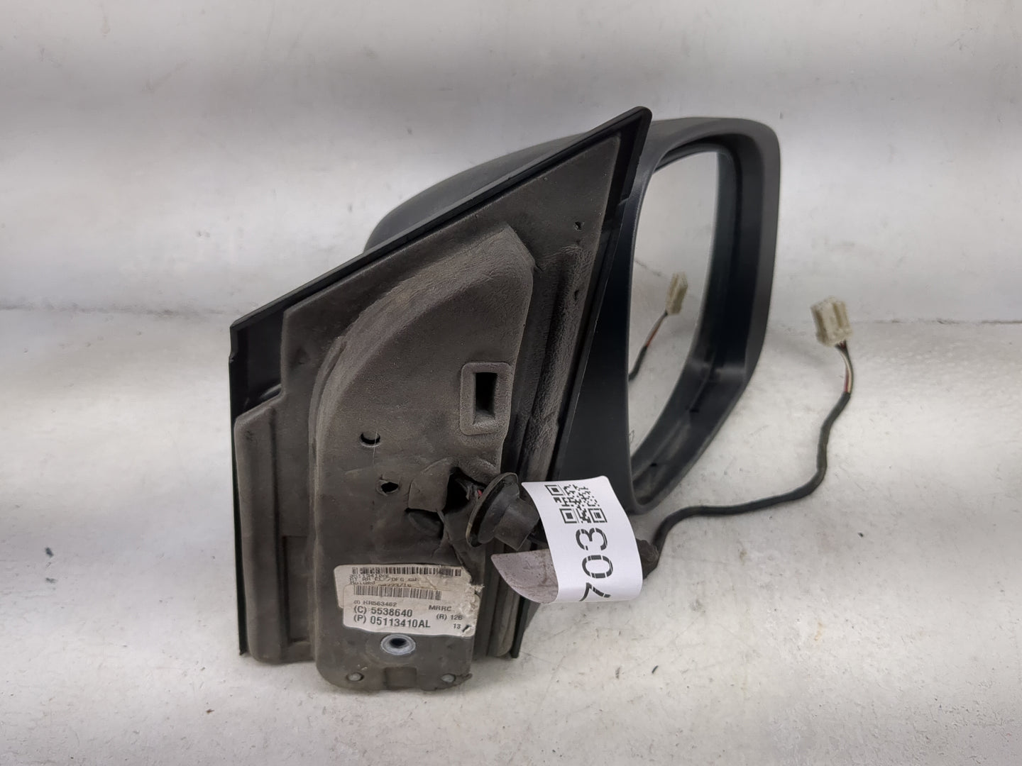 2017 Dodge Caravan Passenger Side View Mirror - Right Door Mirror OEM Used - Oemusedautoparts1.com