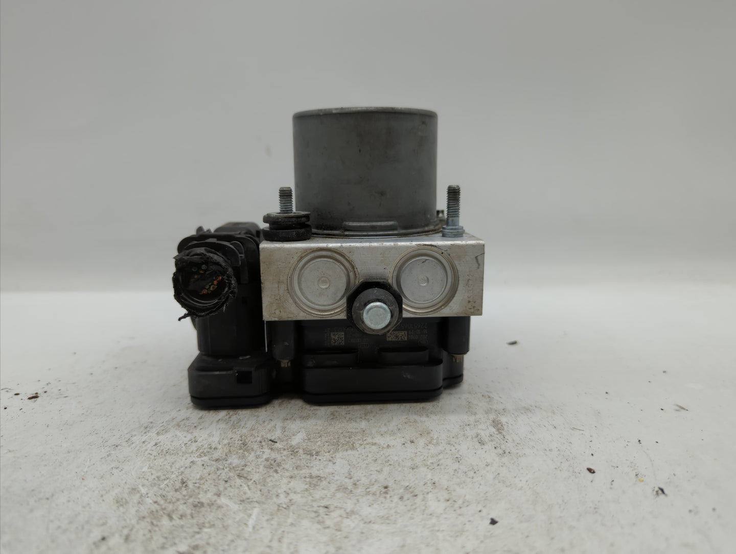 2017 Dodge Caravan ABS Pump Control Module Replacement P/N:68183803AC P68183803AC, 68443867AA Fits Fits 2015 2016 2018 OEM U