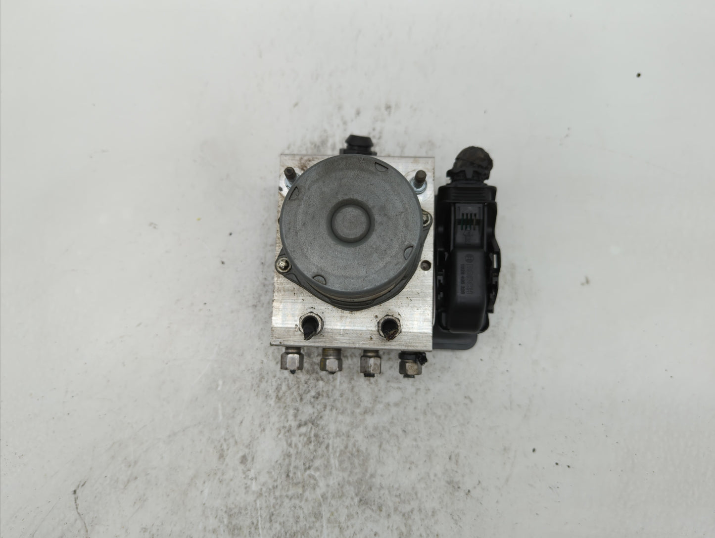 2017 Dodge Caravan ABS Pump Control Module Replacement P/N:68183803AC P68183803AC, 68443867AA Fits Fits 2015 2016 2018 OEM U