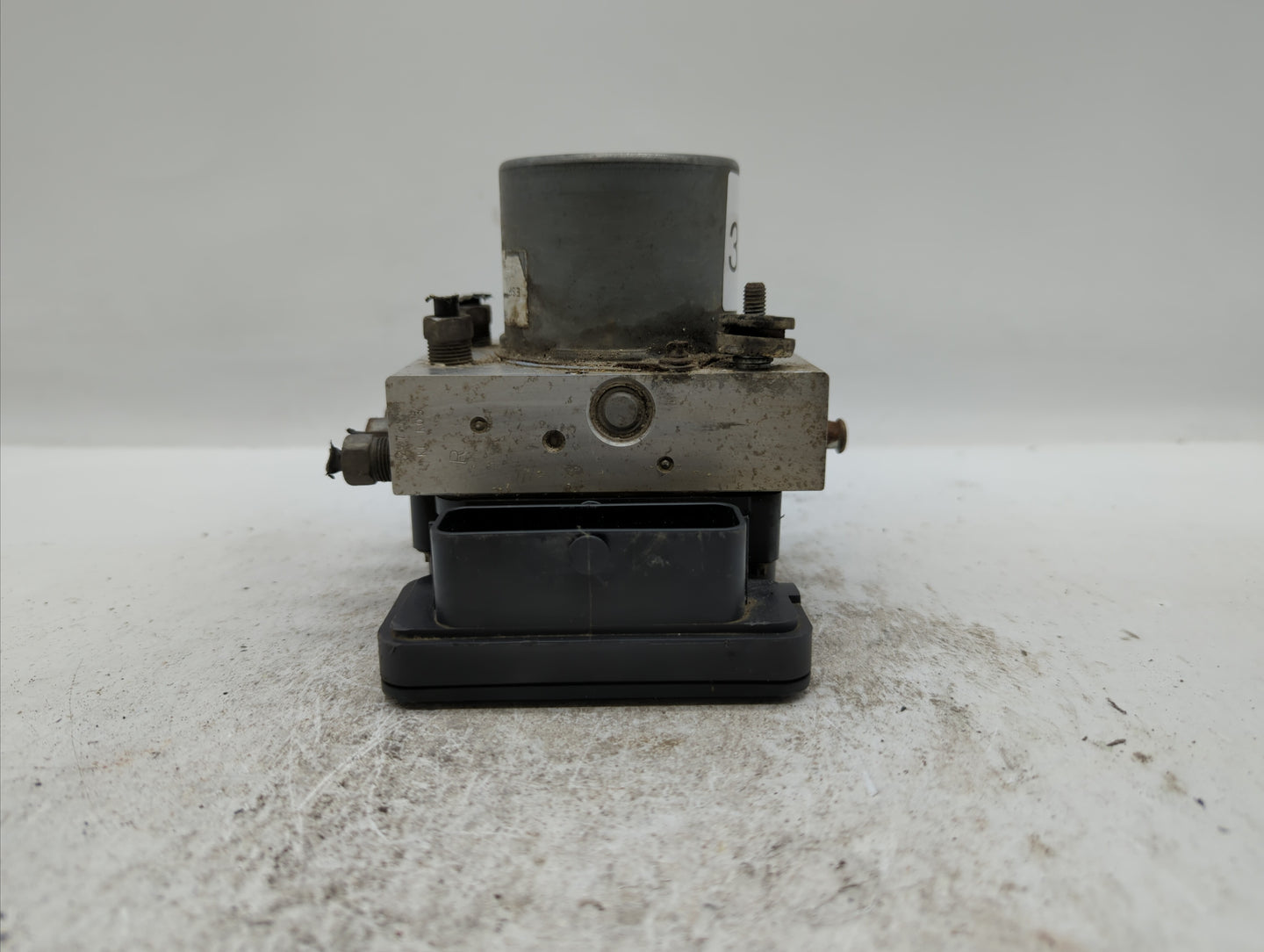 2017 Dodge Caravan ABS Pump Control Module Replacement P/N:68183803AC P68183803AC, 68443867AA Fits Fits 2015 2016 2018 2019 