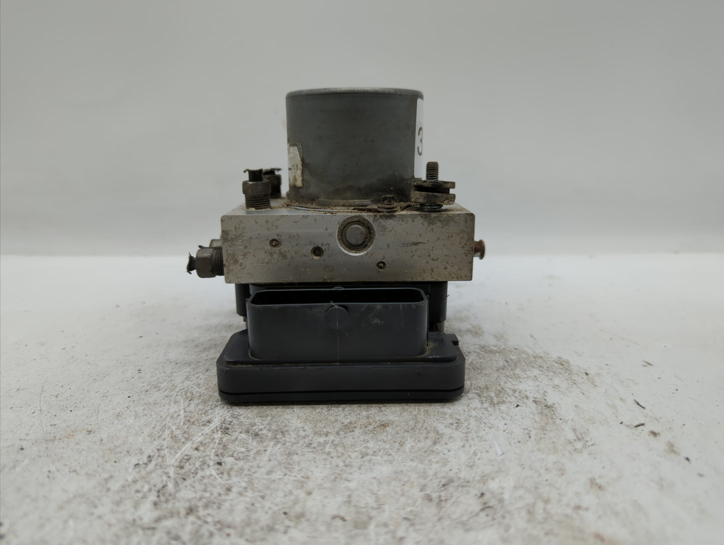 2017 Dodge Caravan ABS Pump Control Module Replacement P/N:68183803AC P68183803AC, 68443867AA Fits Fits 2015 2016 2018 2019 