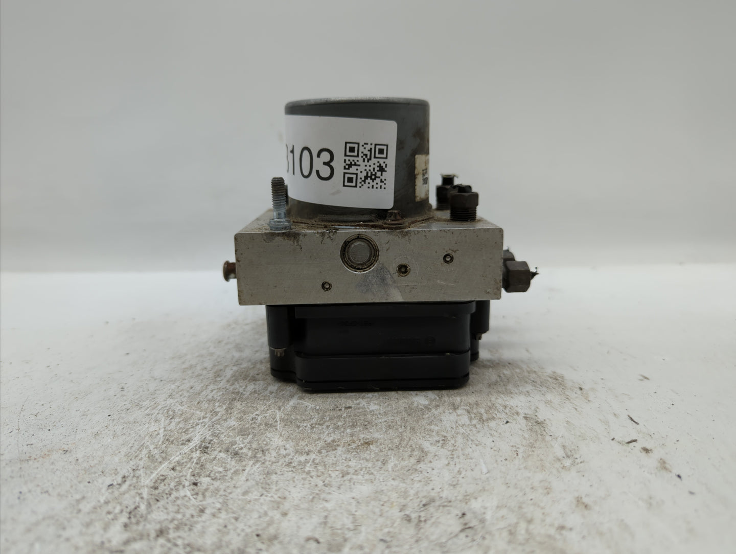 2017 Dodge Caravan ABS Pump Control Module Replacement P/N:68183803AC P68183803AC, 68443867AA Fits Fits 2015 2016 2018 2019 