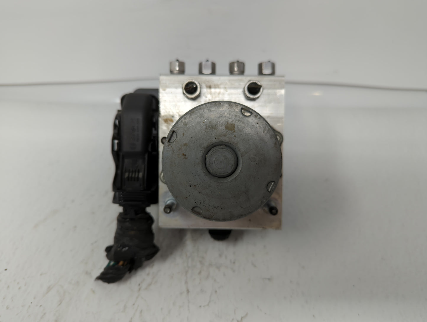 2017 Dodge Caravan ABS Pump Control Module Replacement P/N:68183803AC P68183803AC, 68443867AA Fits Fits 2015 2016 2018 OEM U