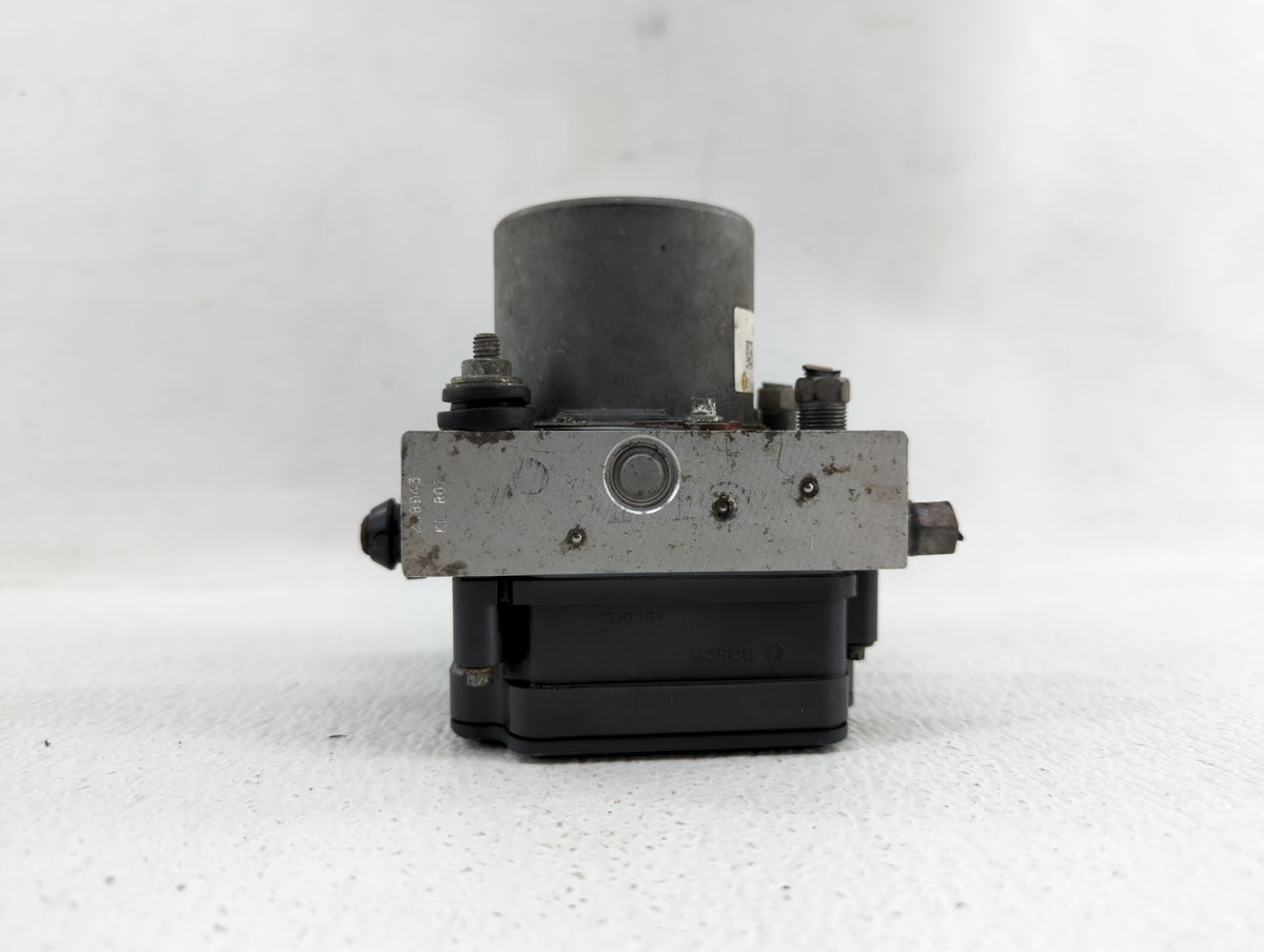 2017 Dodge Caravan Anti-Lock Brake ABS Pump Module Actuator OEM P/N:68183803AC P68183803AC Fits Fits 2015 2016 2018 2019 202
