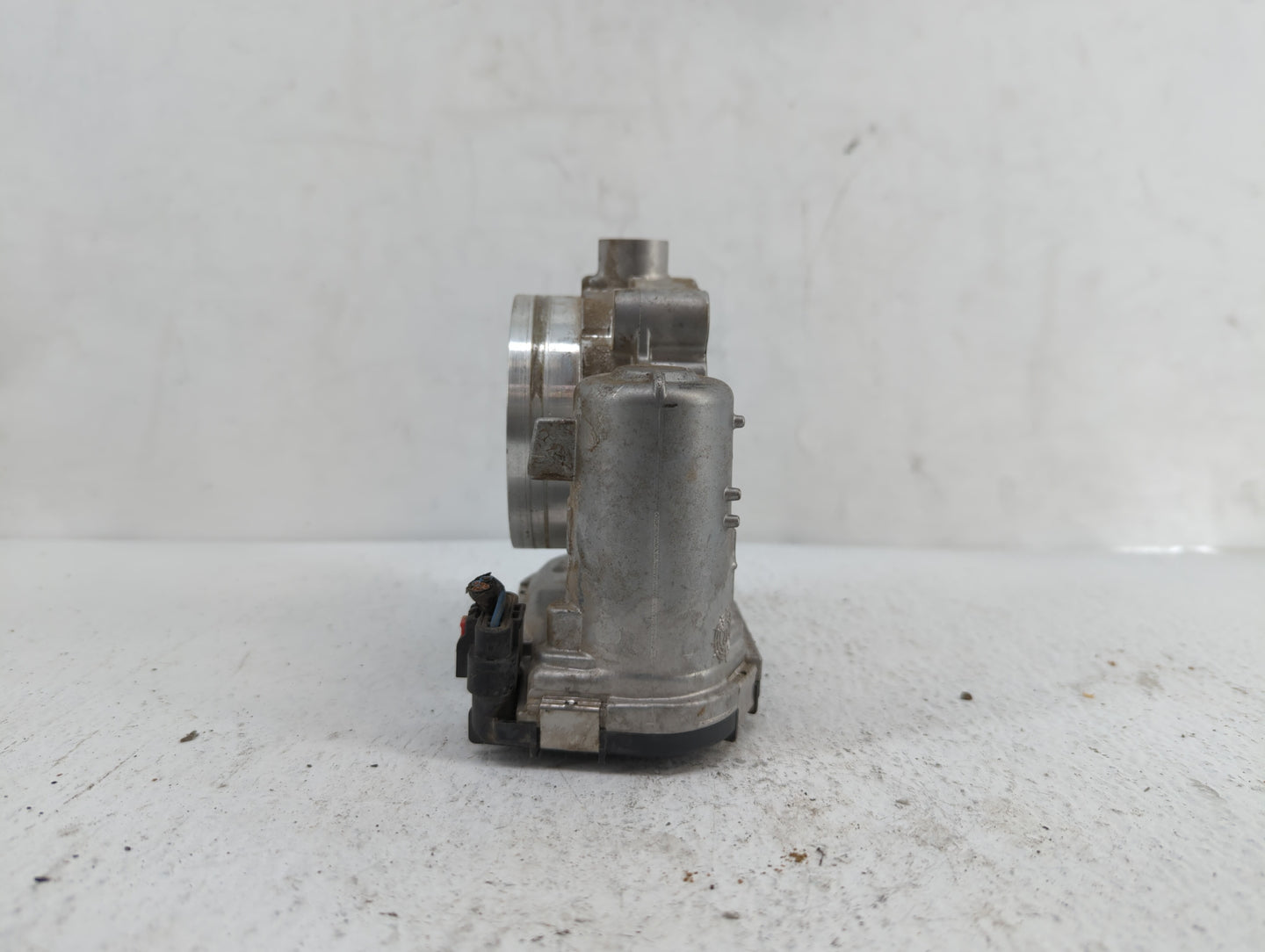 2017 Dodge Caravan Throttle Body P/N:05184349AC 05184349AE, 05184349AF Fits Fits 2011 2012 2013 2014 2015 2016 2018 2019 OEM