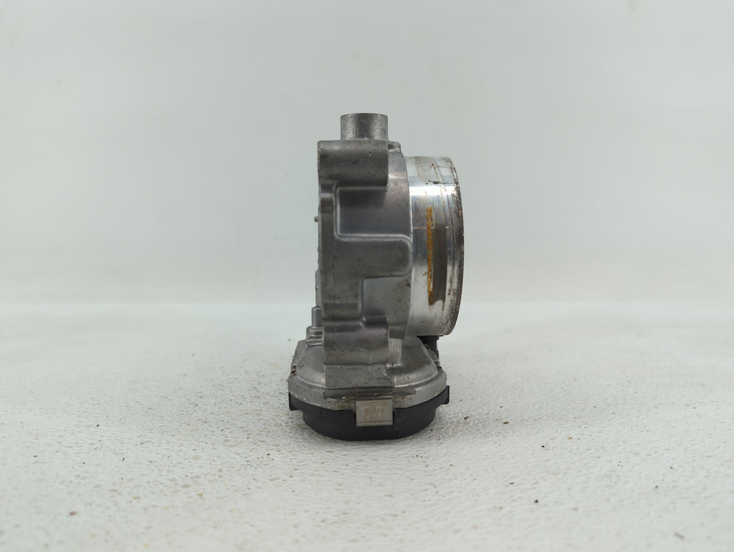2017 Dodge Caravan Throttle Body P/N:05184349AC 05184349AE, 05184349AF Fits Fits 2011 2012 2013 2014 2015 2016 2018 2019 OEM