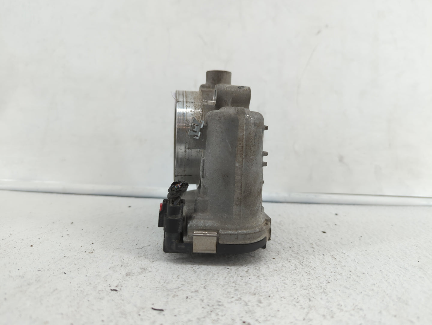 2017 Dodge Caravan Throttle Body P/N:05184349AC 05184349AE, 05184349AF Fits Fits 2011 2012 2013 2014 2015 2016 2018 2019 OEM