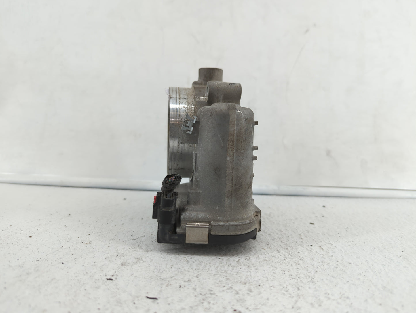 2017 Dodge Caravan Throttle Body P/N:05184349AC 05184349AE, 05184349AF Fits Fits 2011 2012 2013 2014 2015 2016 2018 2019 OEM