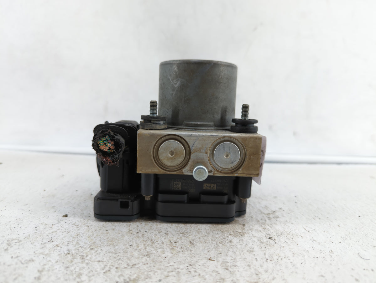 2017 Dodge Caravan Anti-Lock Brake ABS Pump Module Actuator OEM P/N:68183803AC 68443867AA Fits Fits 2015 2016 2018 2019 2020