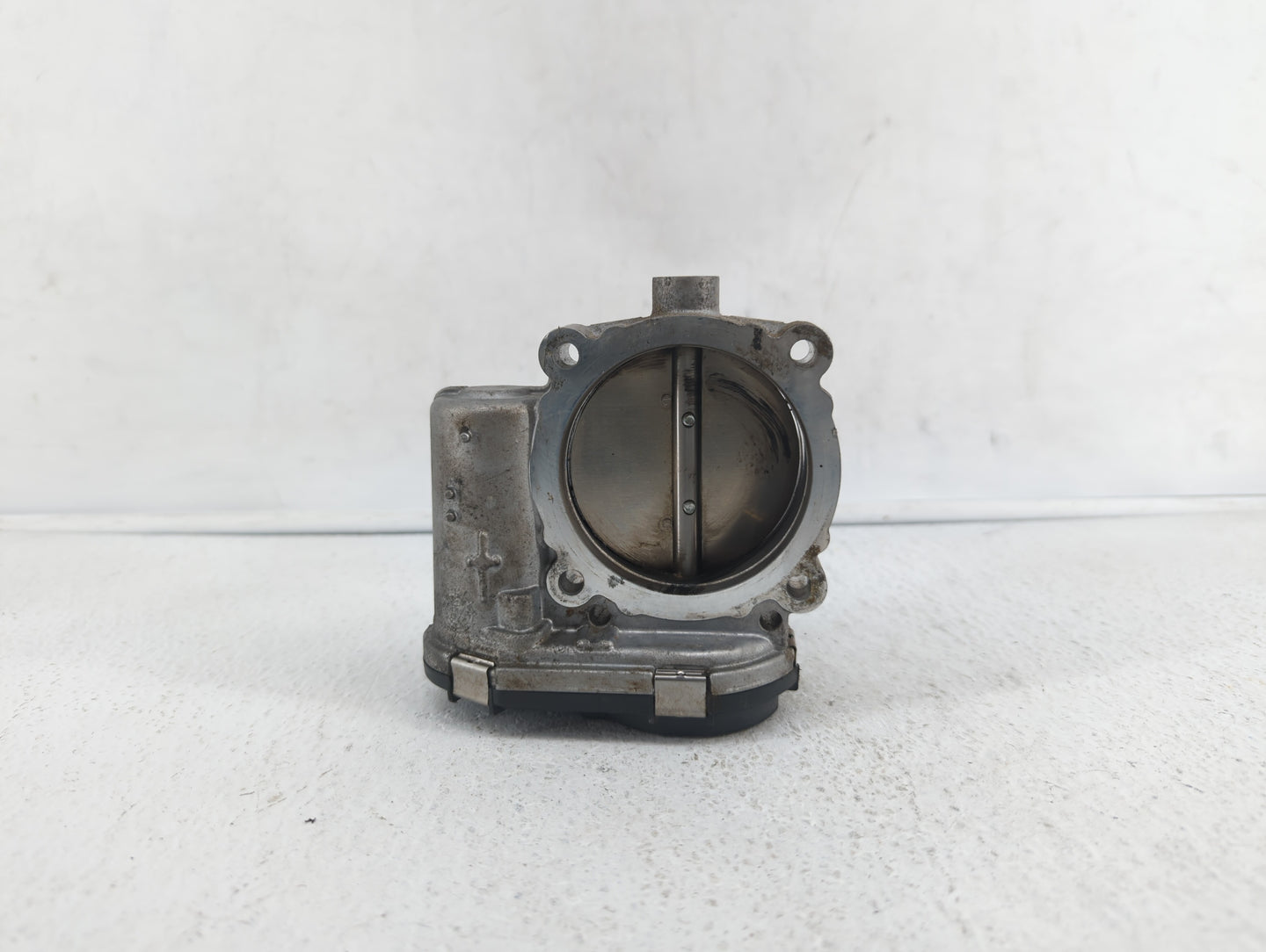 2017 Dodge Caravan Throttle Body P/N:05184349AE 05184349AD, 05184349AC Fits Fits 2011 2012 2013 2014 2015 2016 2018 2019 OEM