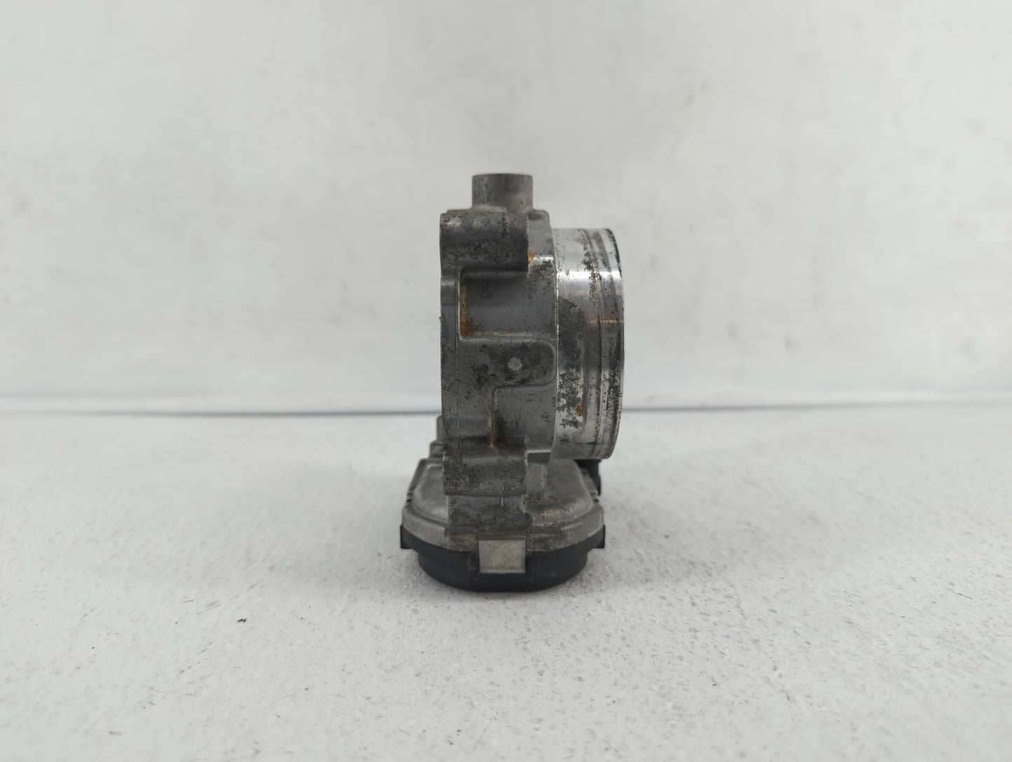 2017 Dodge Caravan Throttle Body P/N:05184349AE 05184349AD, 05184349AC Fits Fits 2011 2012 2013 2014 2015 2016 2018 2019 OEM