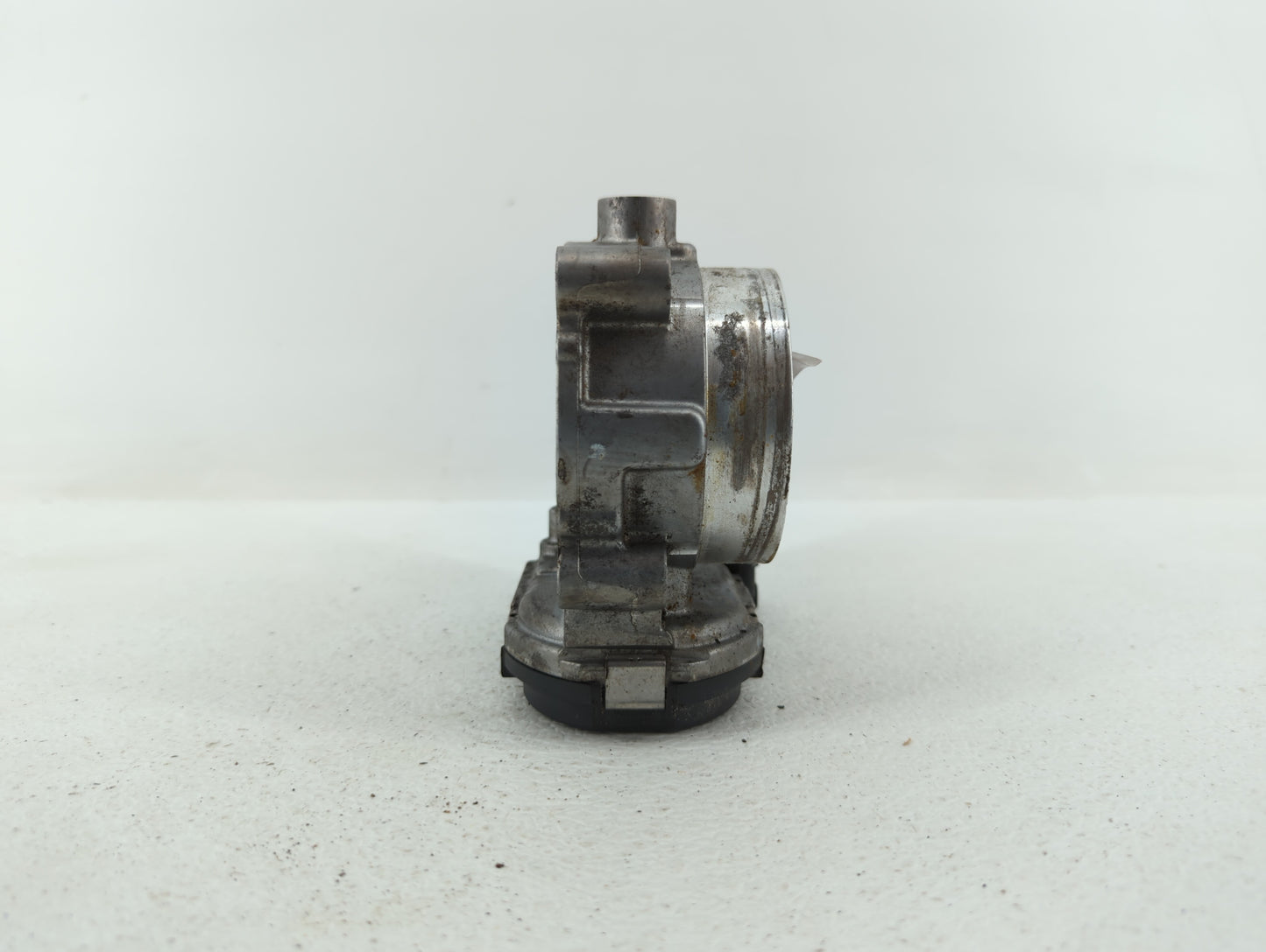 2017 Dodge Caravan Throttle Body P/N:05184349AE 05184349AD, 05184349AC Fits Fits 2011 2012 2013 2014 2015 2016 2018 2019 OEM