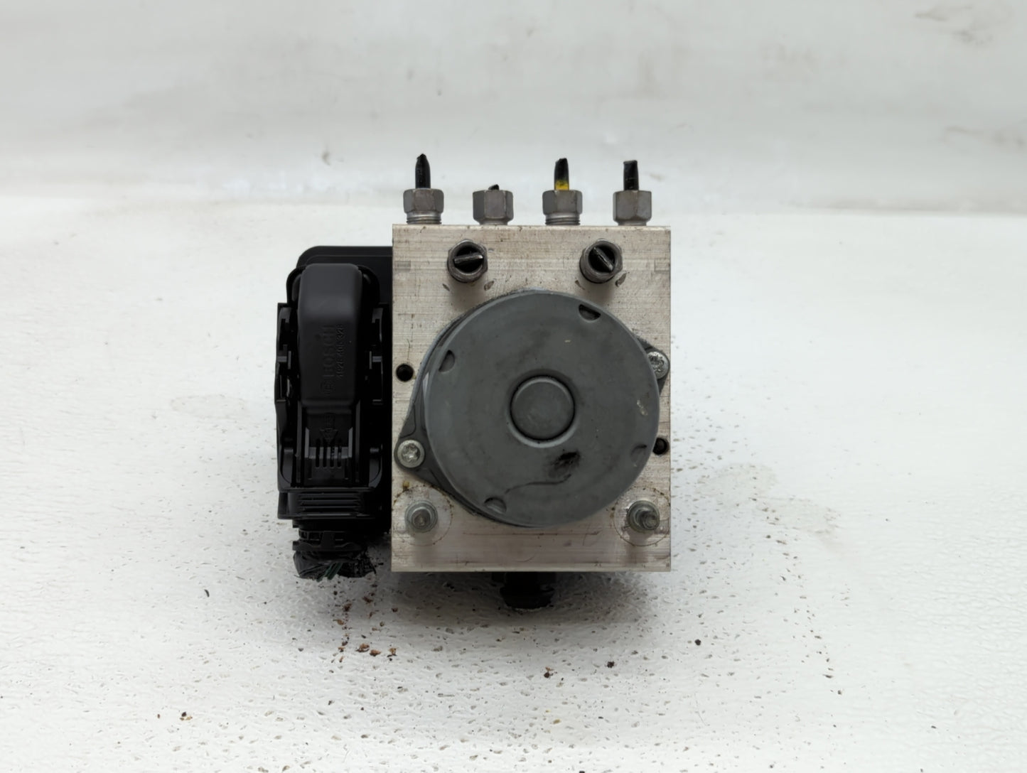 2017 Dodge Caravan ABS Pump Control Module Replacement P/N:68183803AC Fits Fits 2015 2016 2018 2019 2020 OEM Used Auto Parts