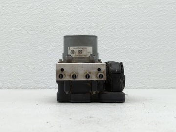 2017 Dodge Caravan ABS Pump Control Module Replacement P/N:68183803AC Fits Fits 2015 2016 2018 OEM Used Auto Parts - Oemused