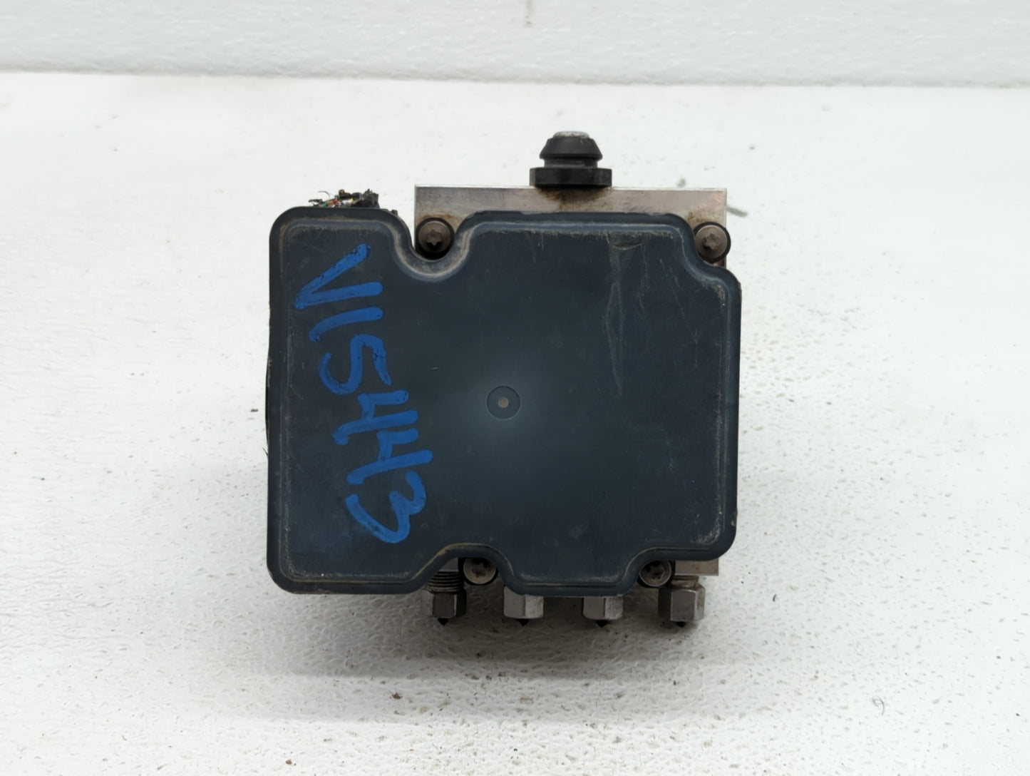 2017 Dodge Caravan ABS Pump Control Module Replacement P/N:68183803AC Fits Fits 2015 2016 2018 OEM Used Auto Parts - Oemused