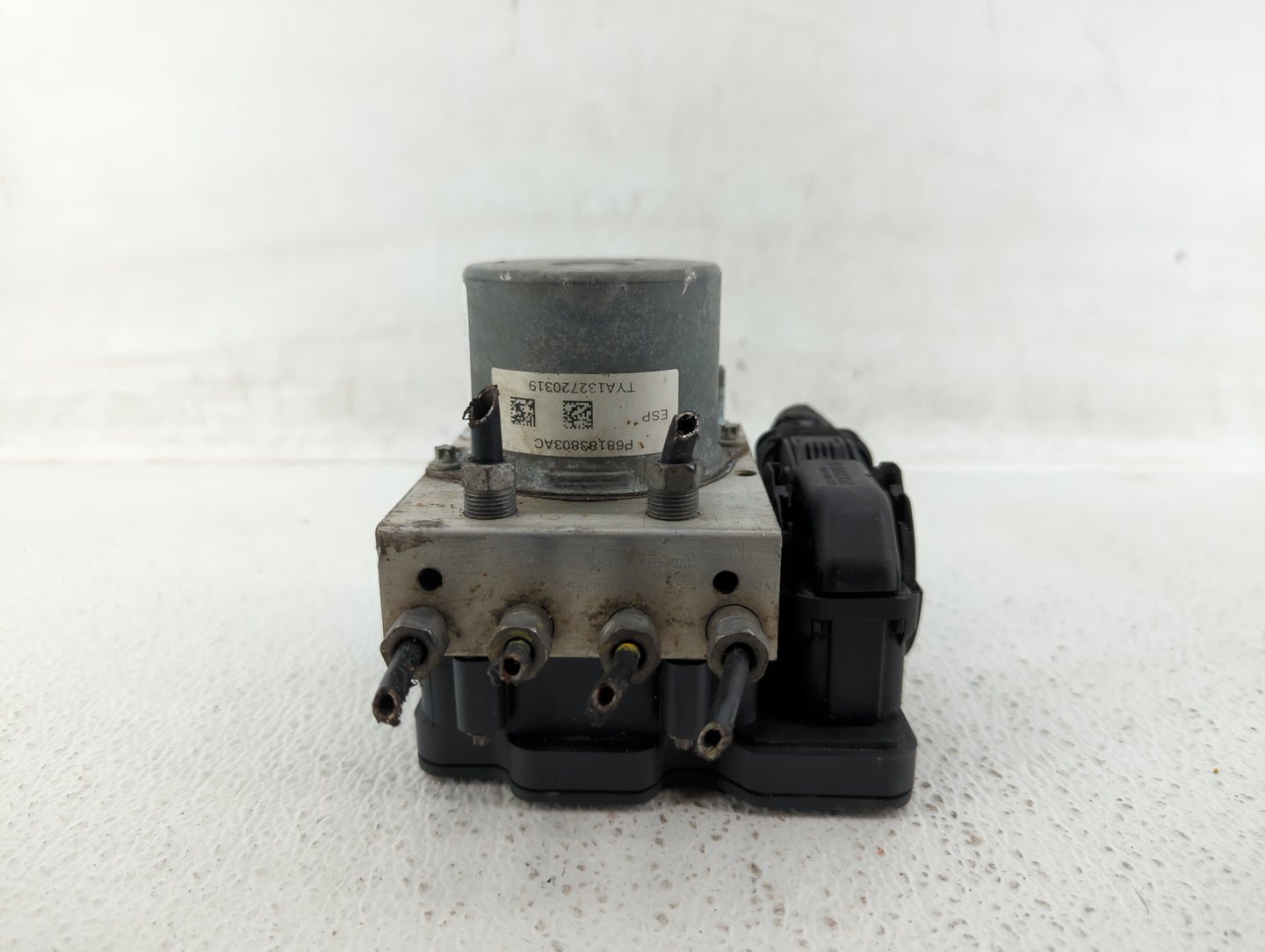 2017 Dodge Caravan ABS Pump Control Module Replacement P/N:68183803AC P68183803AC Fits Fits 2015 2016 2018 2019 2020 OEM Use