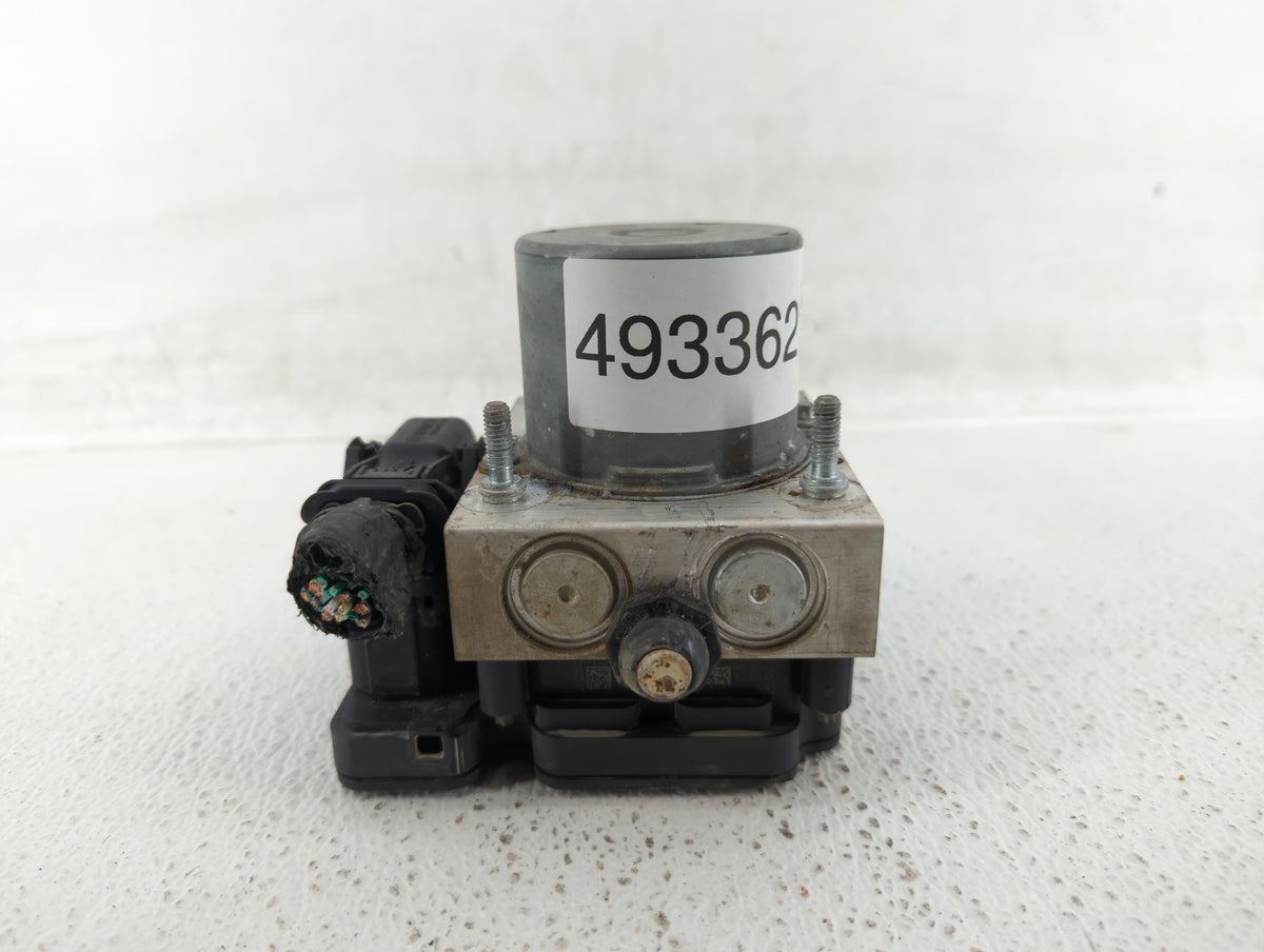 2017 Dodge Caravan Anti-Lock Brake ABS Pump Module Actuator OEM P/N:68183803AC P68183803AC Fits Fits 2015 2016 2018 2019 202