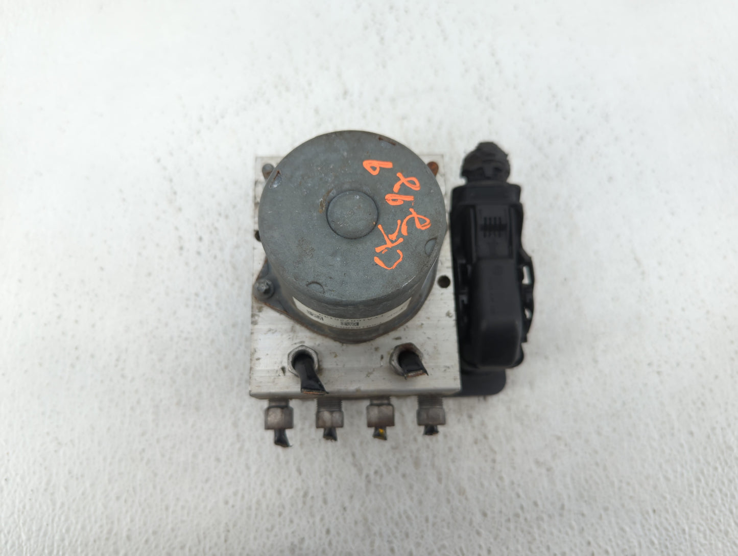 2017 Dodge Caravan Throttle Body P/N:P68183803AC Fits OEM Used Auto Parts - Oemusedautoparts1.com