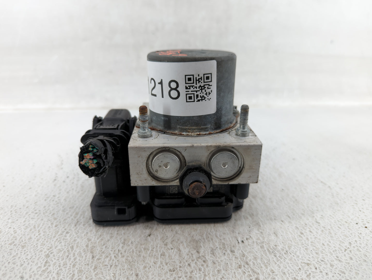 2017 Dodge Caravan Throttle Body P/N:P68183803AC Fits OEM Used Auto Parts - Oemusedautoparts1.com