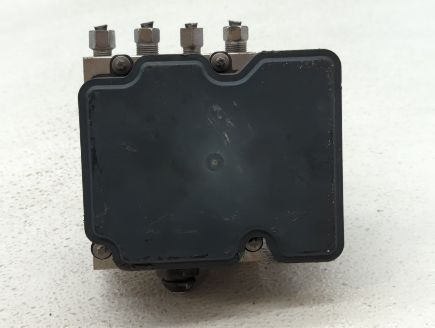 2017 Dodge Caravan ABS Pump Control Module Replacement P/N:P68183803AC Fits Fits 2015 2016 2018 2019 2020 OEM Used Auto Part