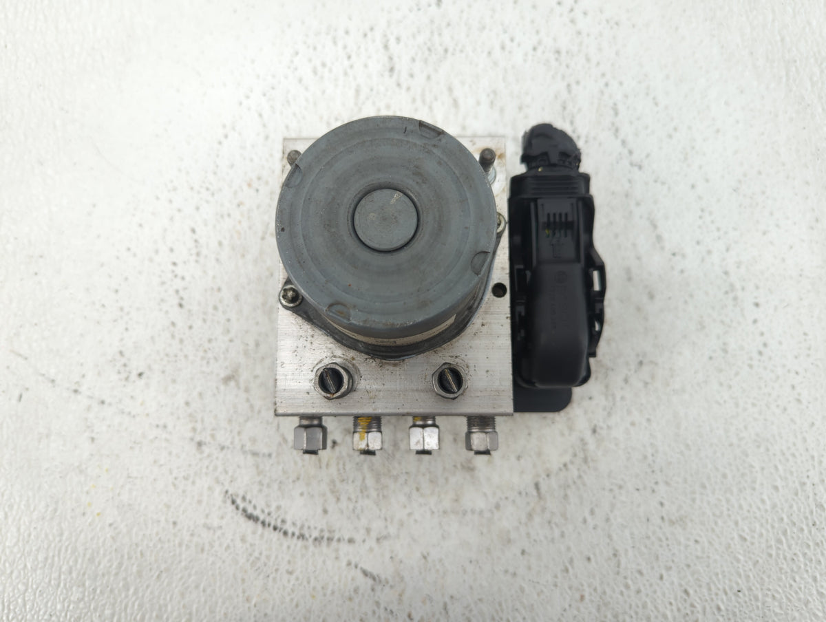 2017 Dodge Caravan Anti-Lock Brake ABS Pump Module Actuator OEM P/N:P68183803AC Fits Fits 2015 2016 2018 2019 2020 OEM Used 