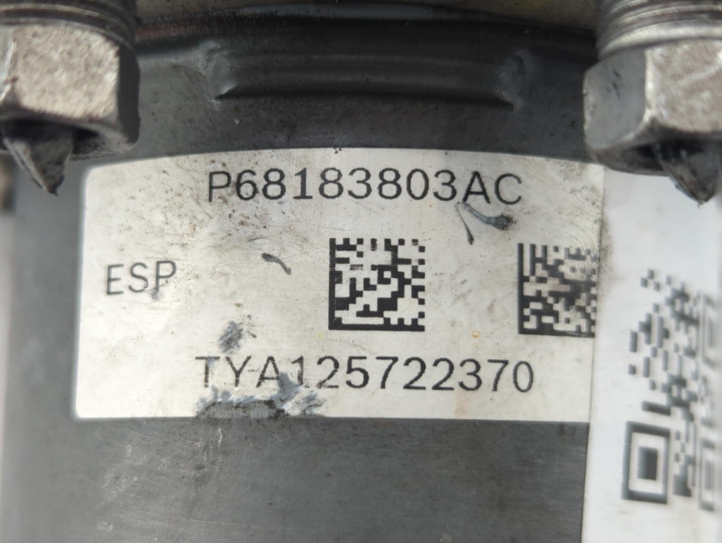 2017 Dodge Caravan ABS Pump Control Module Replacement P/N:P68183803AC Fits Fits 2015 2016 2018 2019 2020 OEM Used Auto Part