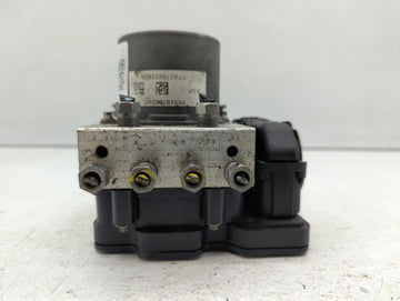 2017 Dodge Caravan ABS Pump Control Module Replacement P/N:6883803AC Fits Fits 2015 2016 2018 2019 2020 OEM Used Auto Parts 